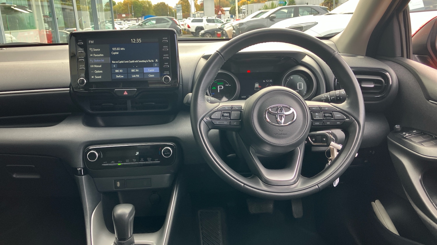 Used Toyota Yaris 2022 for sale - 76290478: Photo 8