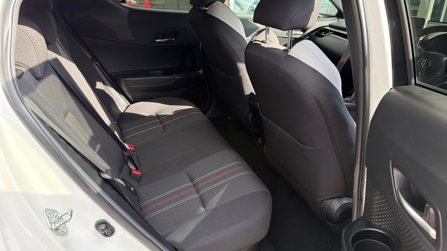 Used Toyota C-HR 2022 for sale - 77732315: Photo 12