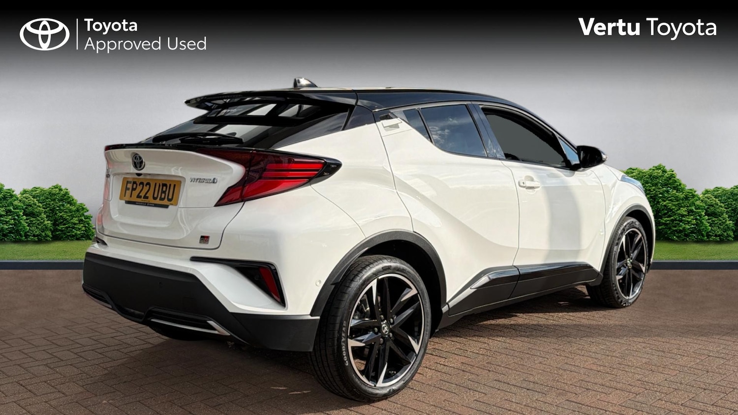 Used Toyota C-HR 2022 for sale - 77732315: Photo 2