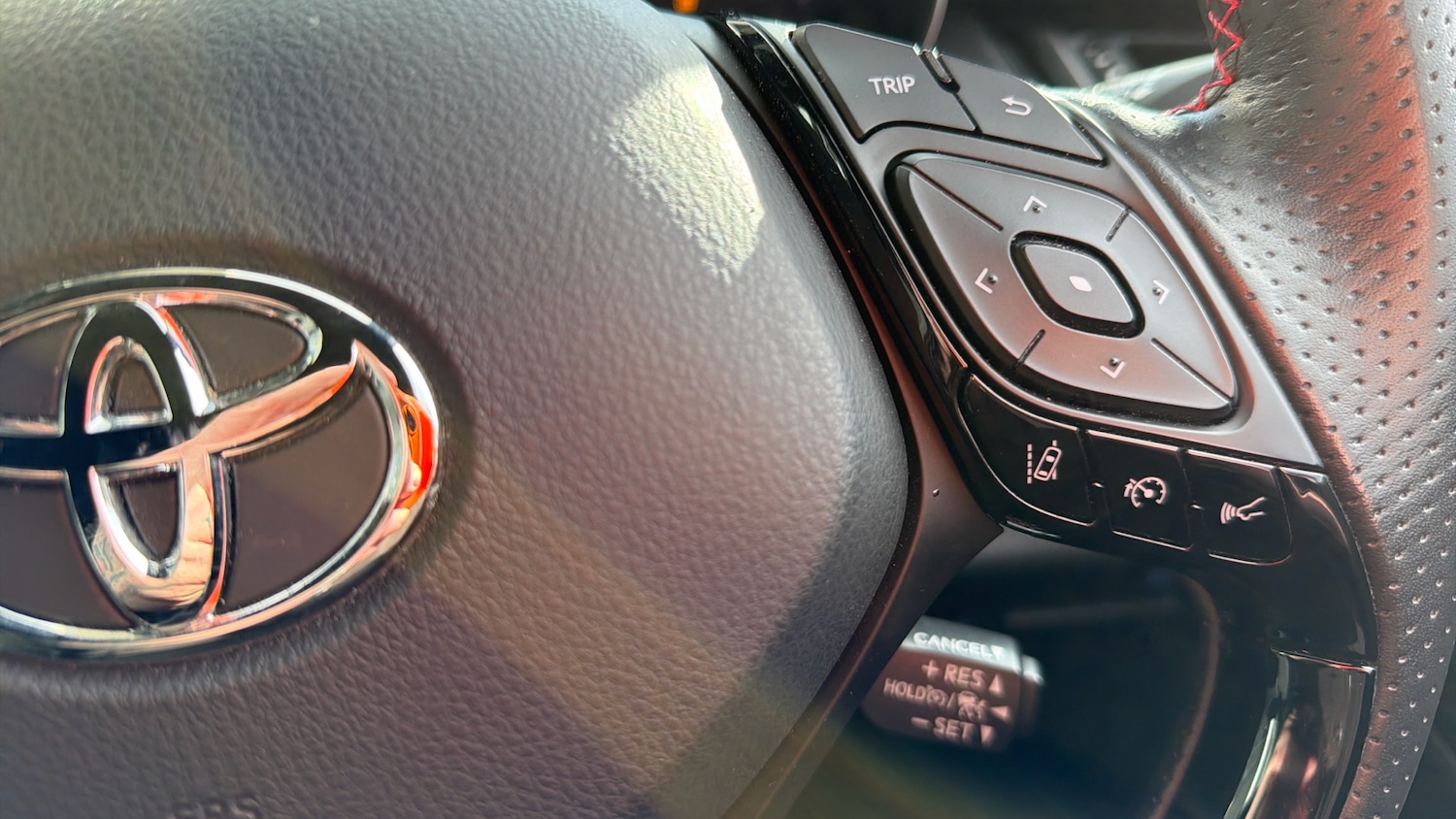 Used Toyota C-HR 2022 for sale - 77732315: Photo 23