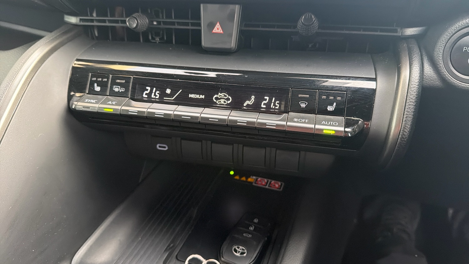 Used Toyota C-HR 2025 for sale - 77326707: Photo 29