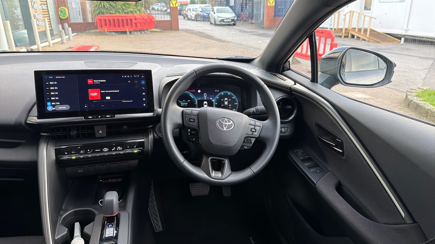 Used Toyota C-HR 2025 for sale - 77326707: Photo 6