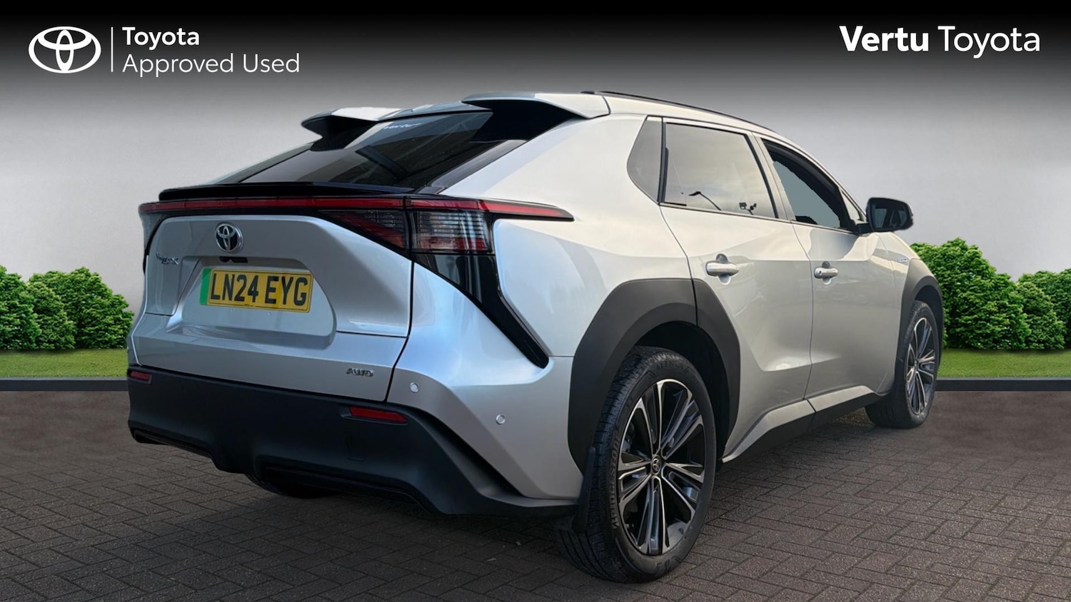 Used Toyota Other 2024 for sale - 76611172: Photo 2