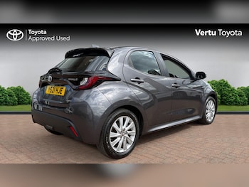 Used Toyota Yaris 2021 for sale - 78614486: Photo