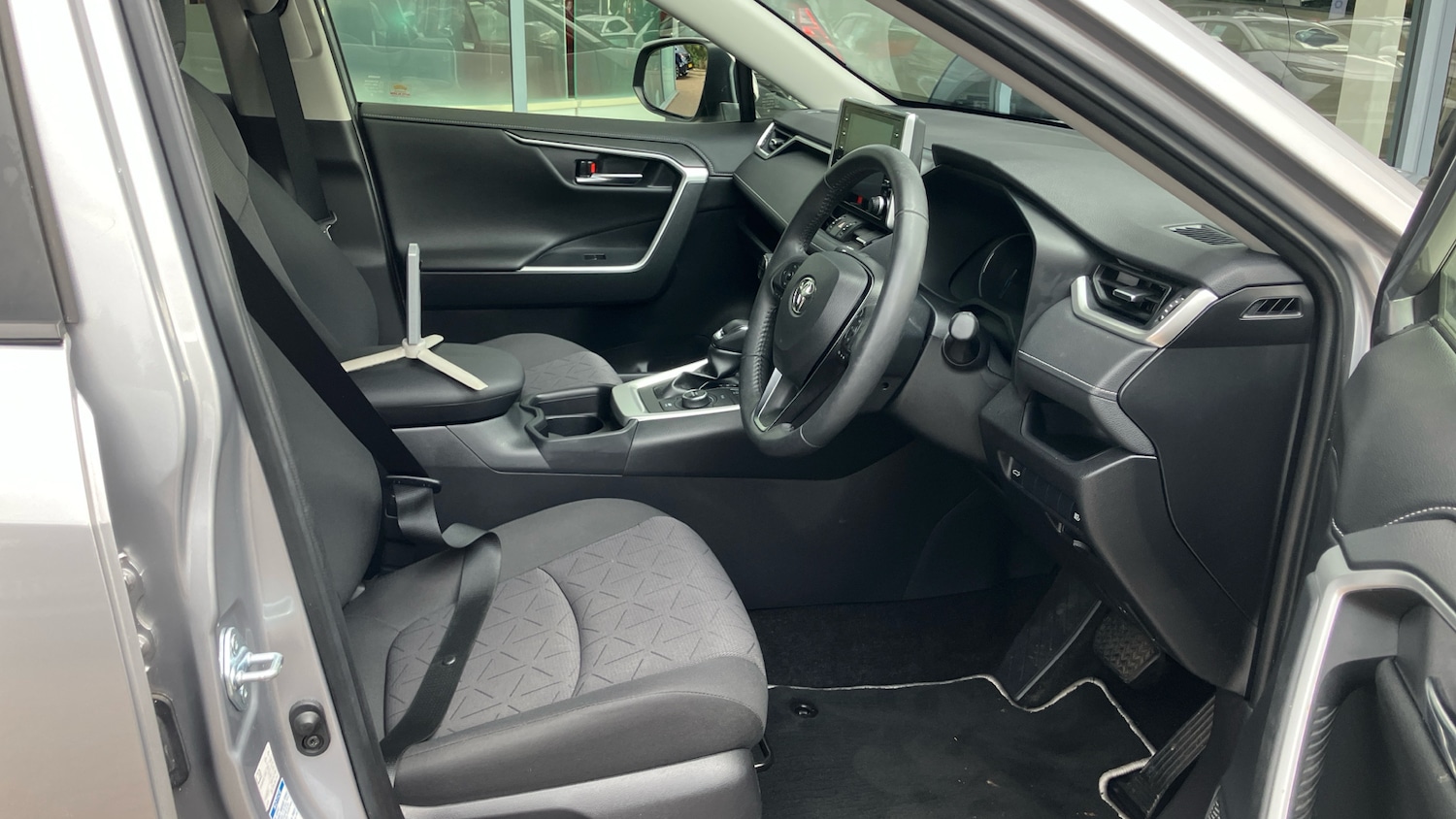 Used Toyota RAV4 2021 for sale - 76567659: Photo 11