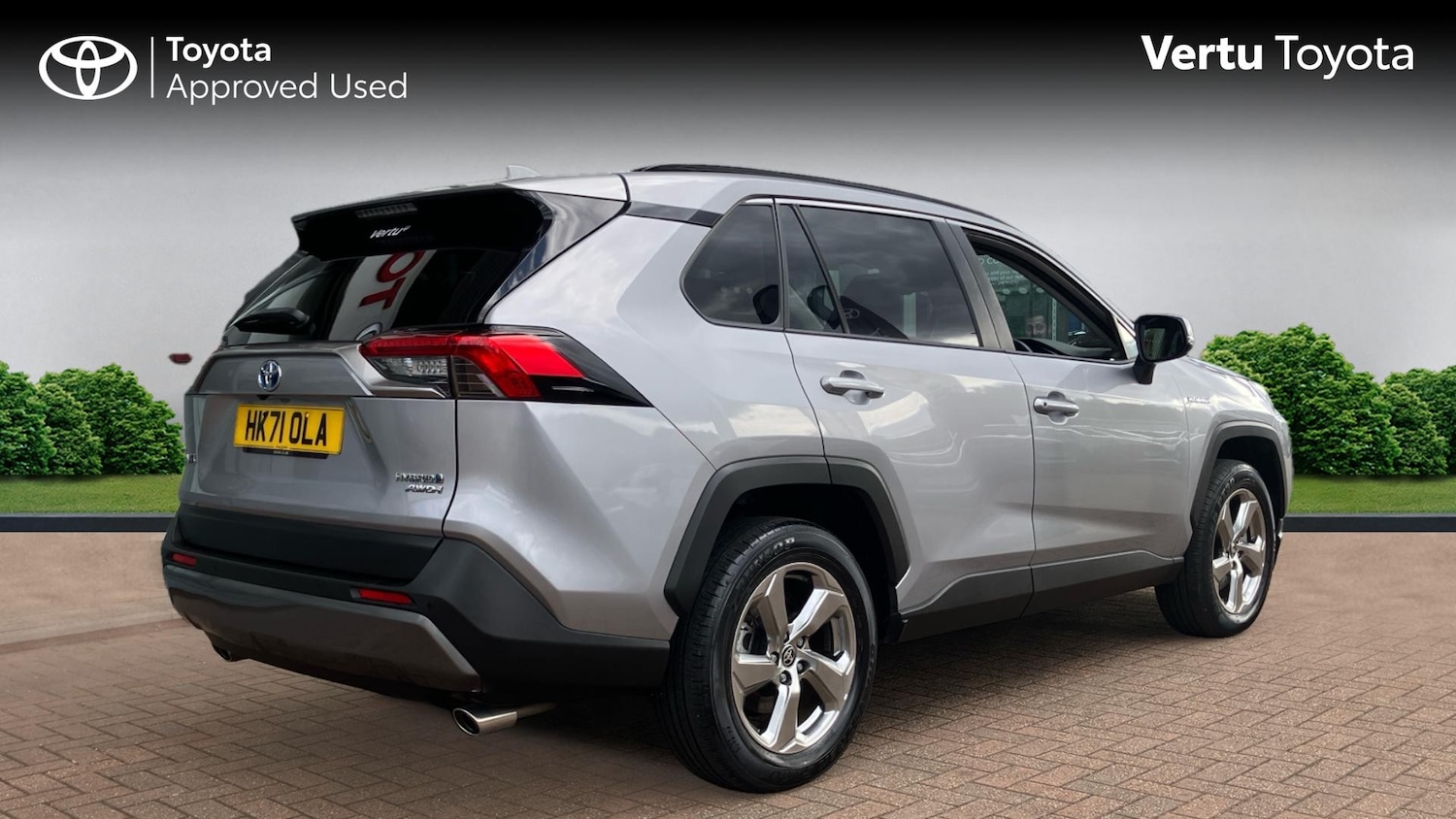 Used Toyota RAV4 2021 for sale - 76567659: Photo 2