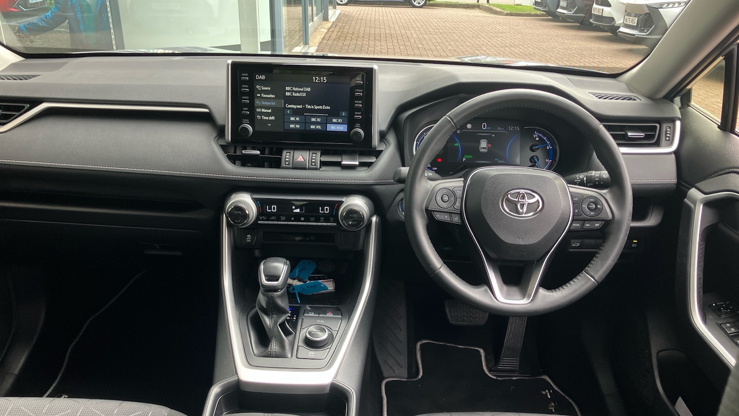 Used Toyota RAV4 2021 for sale - 76567659: Photo 5