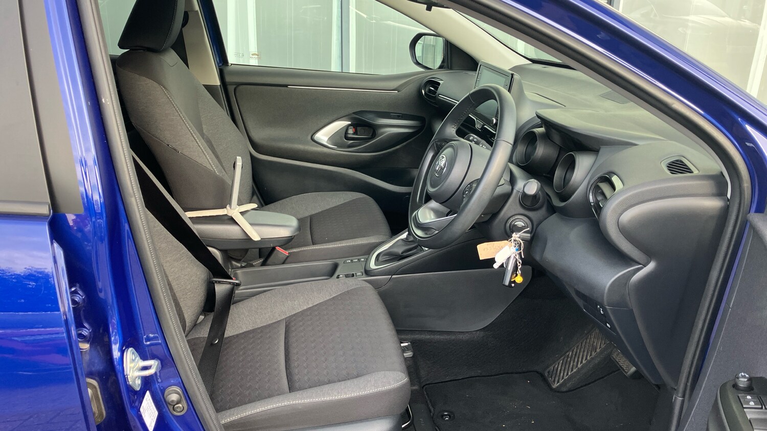 Used Toyota Yaris 2022 for sale - 76396835: Photo 11