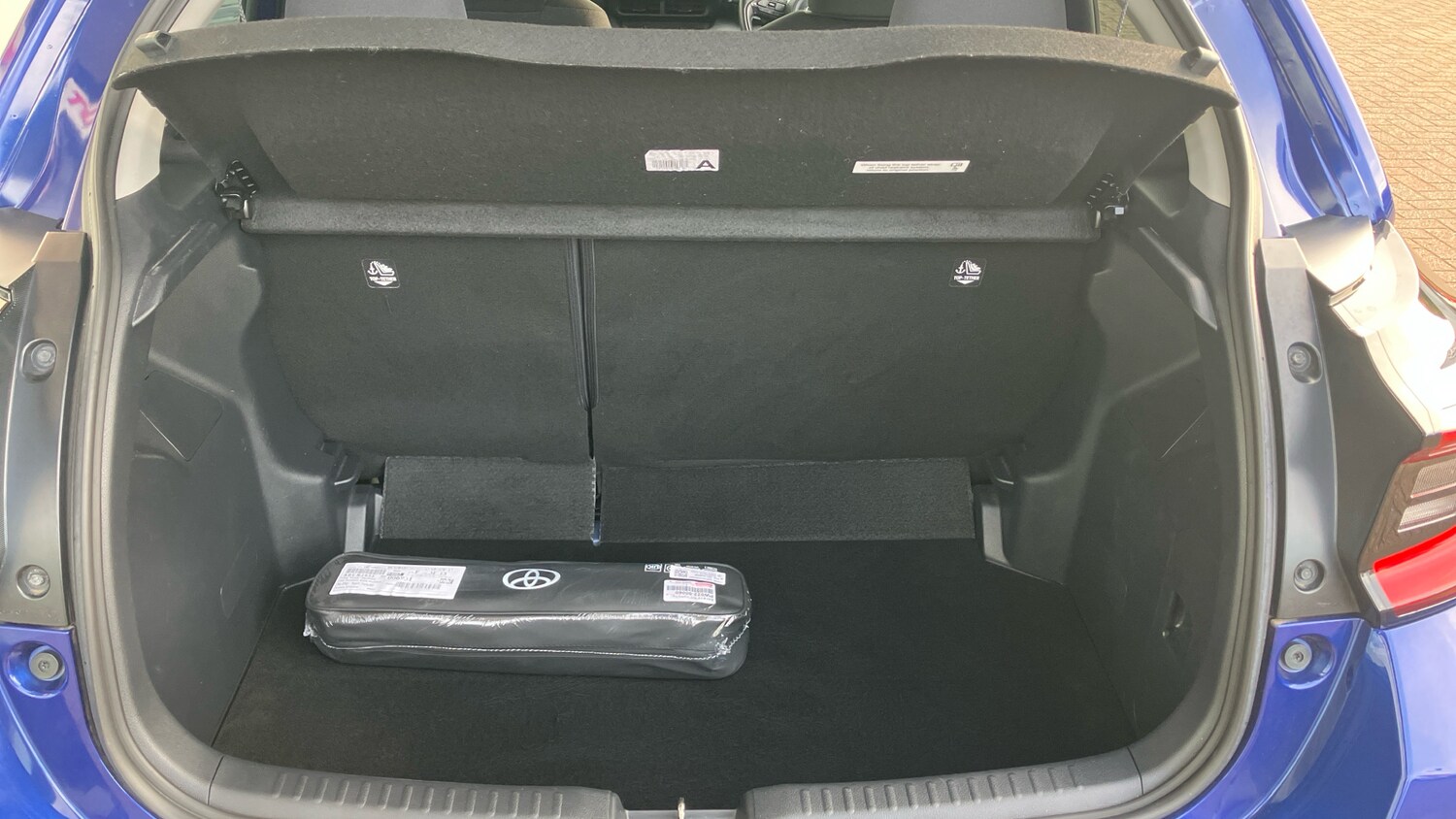 Used Toyota Yaris 2022 for sale - 76396835: Photo 14