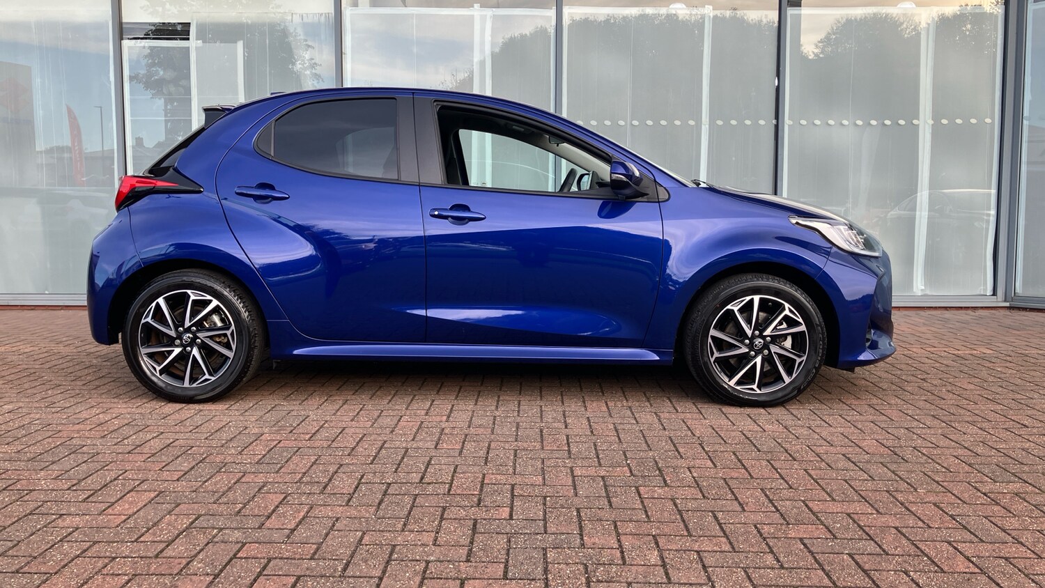 Used Toyota Yaris 2022 for sale - 76396835: Photo 16