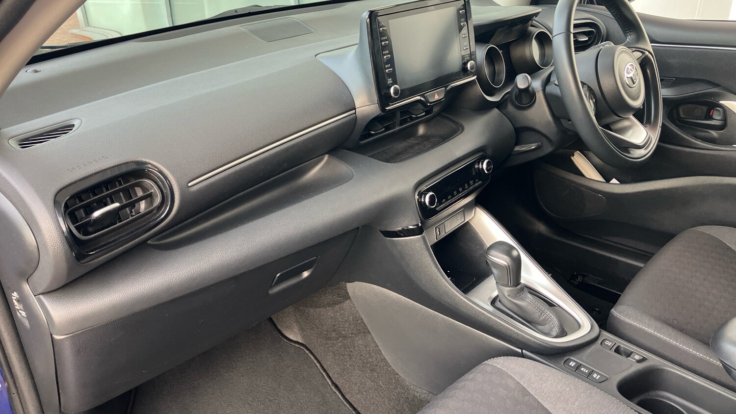 Used Toyota Yaris 2022 for sale - 76396835: Photo 34