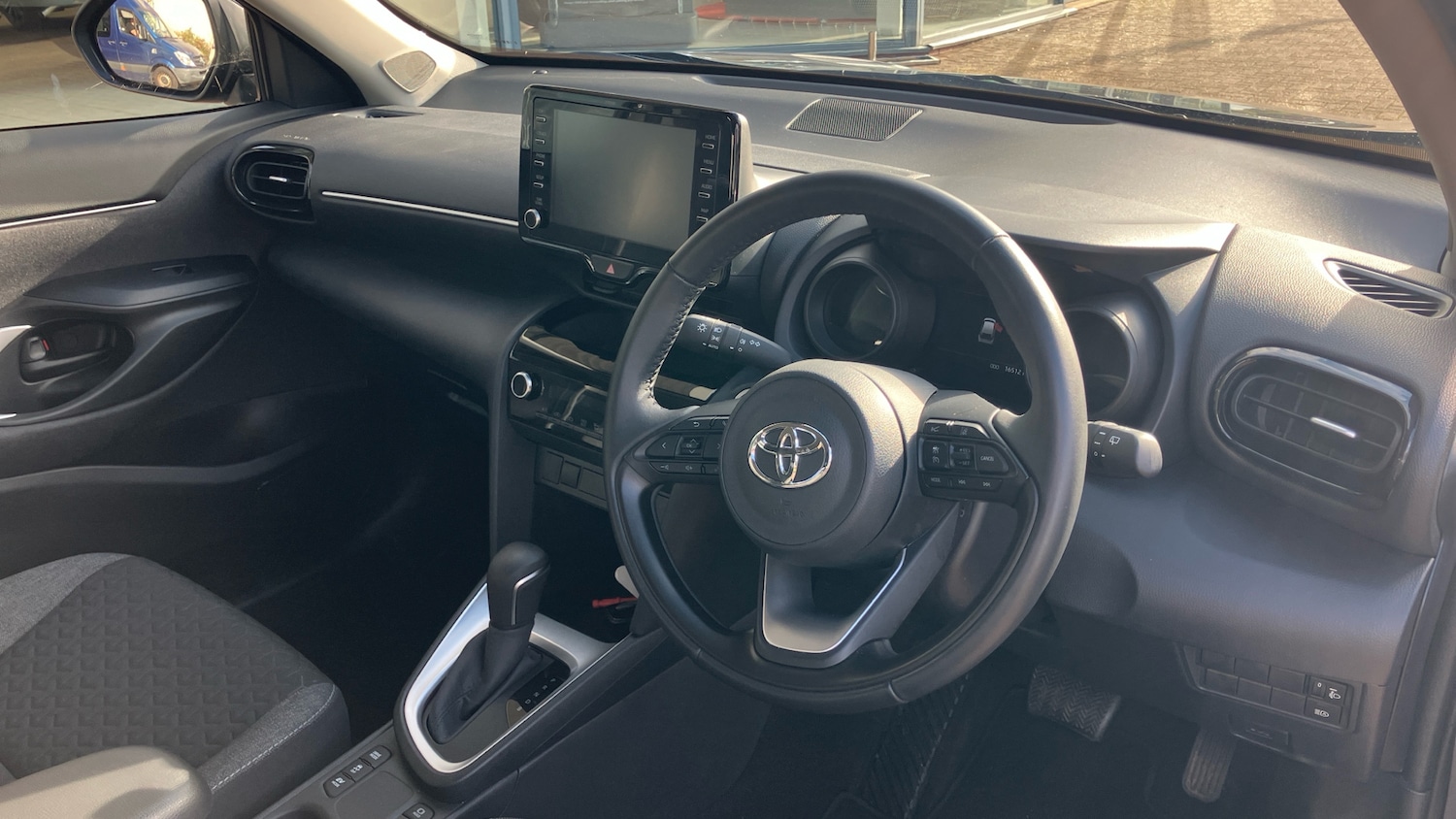 Used Toyota Yaris Cross 2023 for sale - 76299313: Photo 25