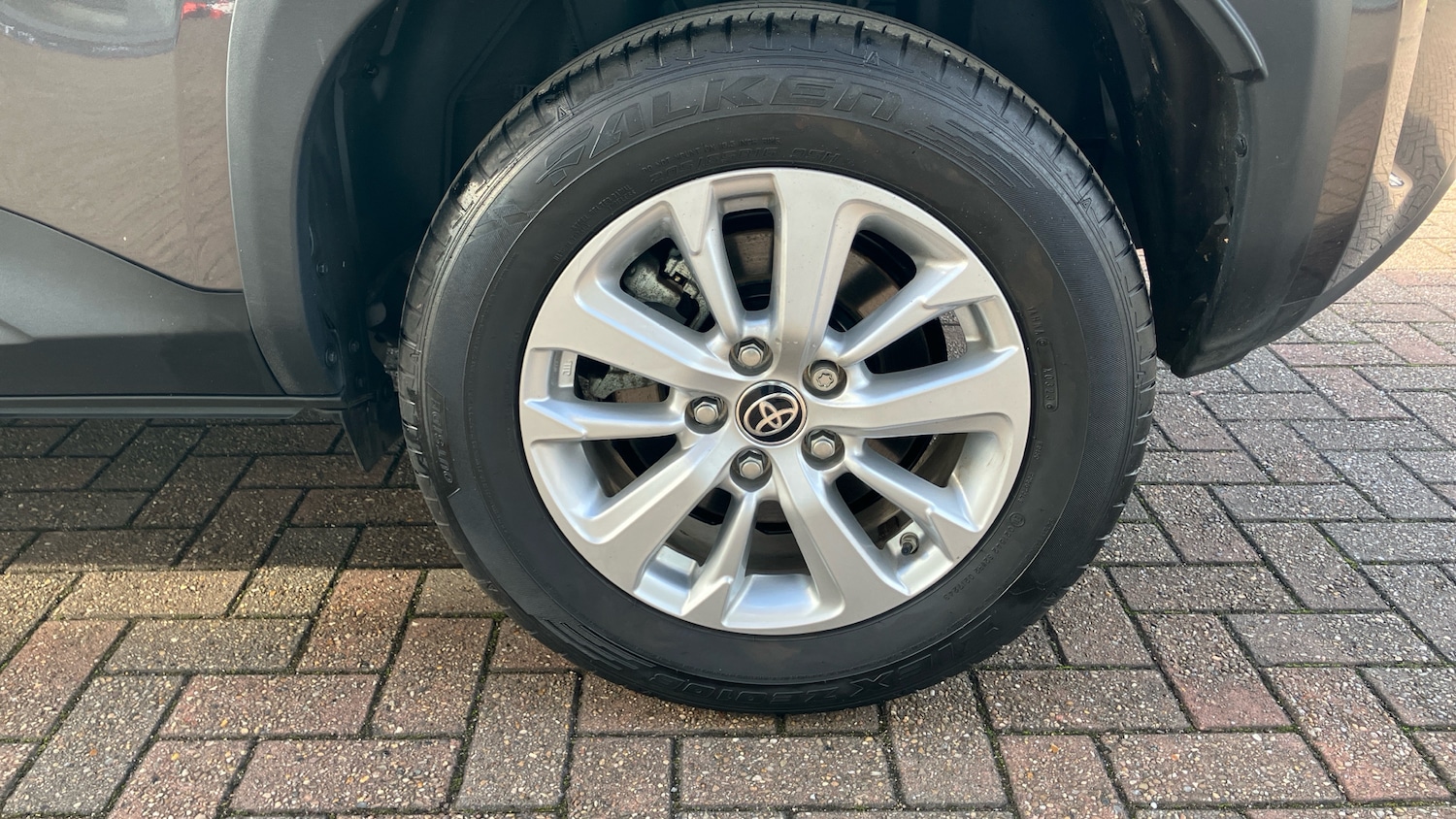 Used Toyota Yaris Cross 2023 for sale - 76299313: Photo 34