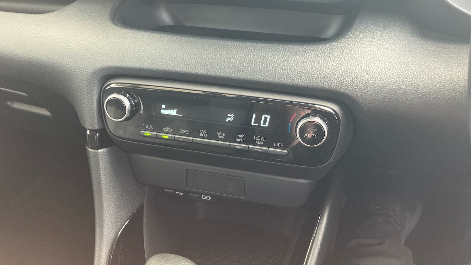 Used Toyota Yaris 2025 for sale - 75972833: Photo 28