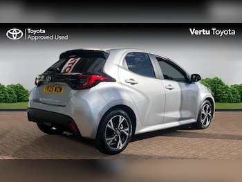 Used Toyota Yaris 2025 for sale - 75972833: Photo 2
