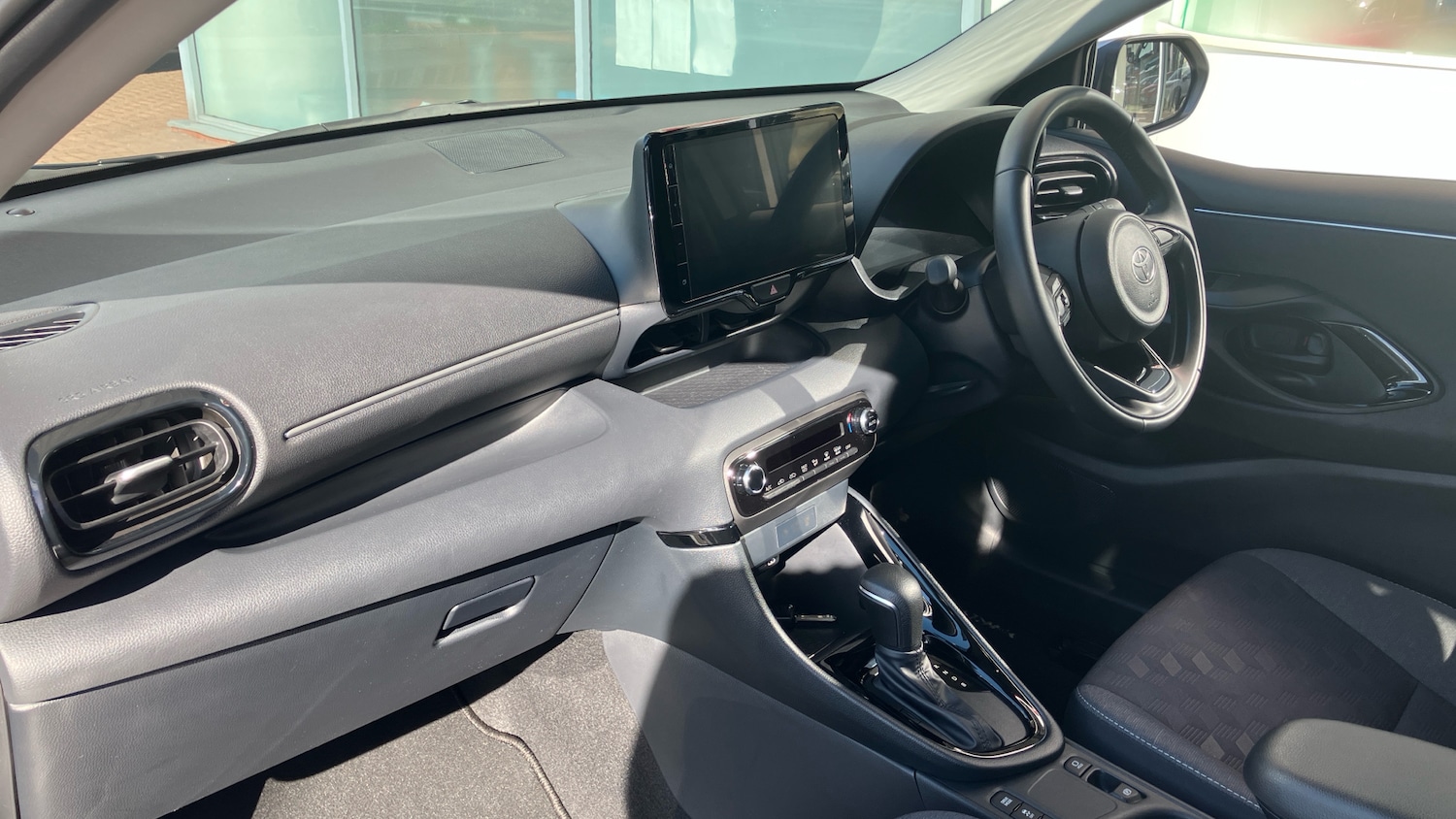 Used Toyota Yaris 2025 for sale - 75972833: Photo 34