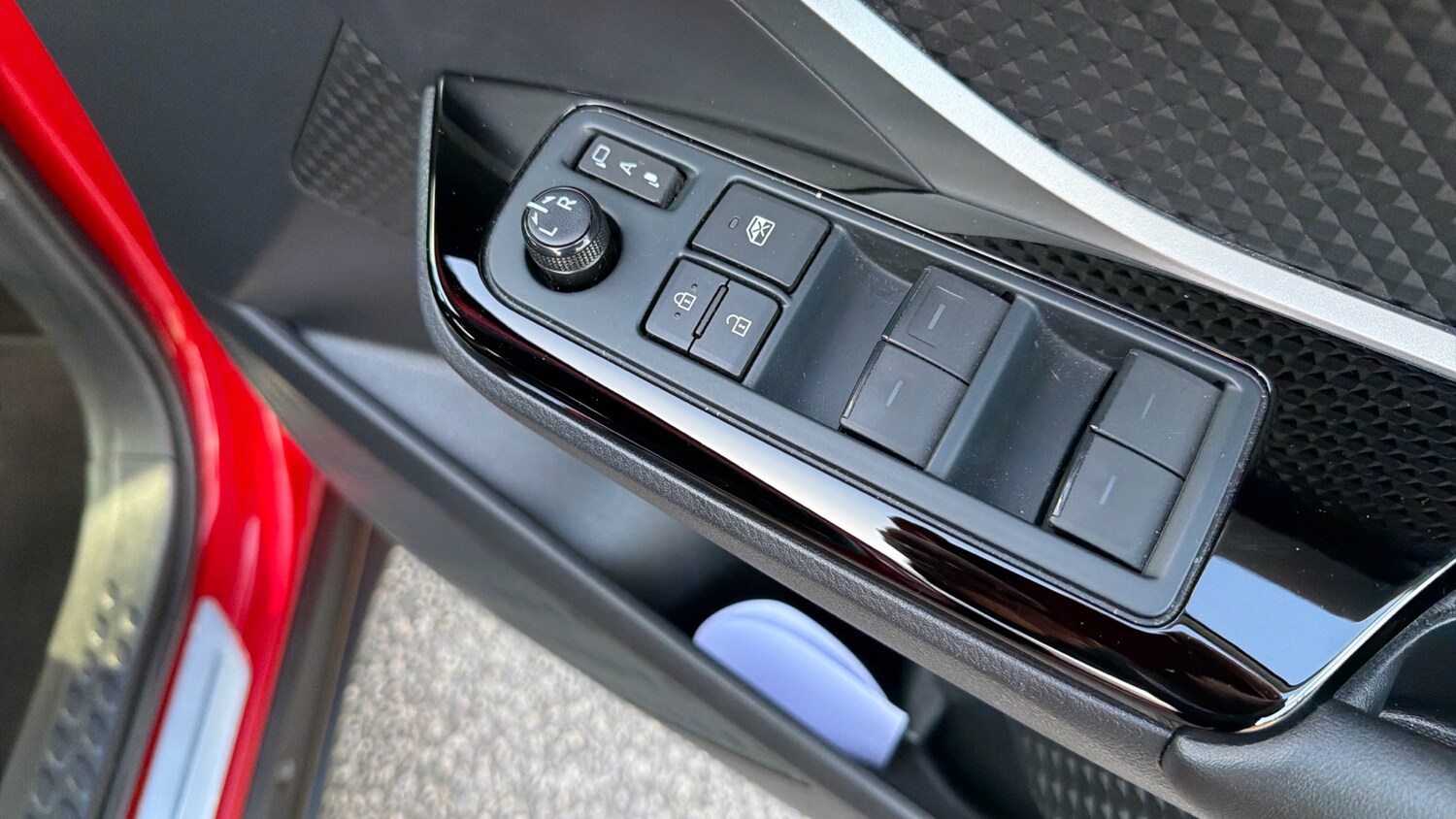 Used Toyota C-HR 2022 for sale - 77883749: Photo 26