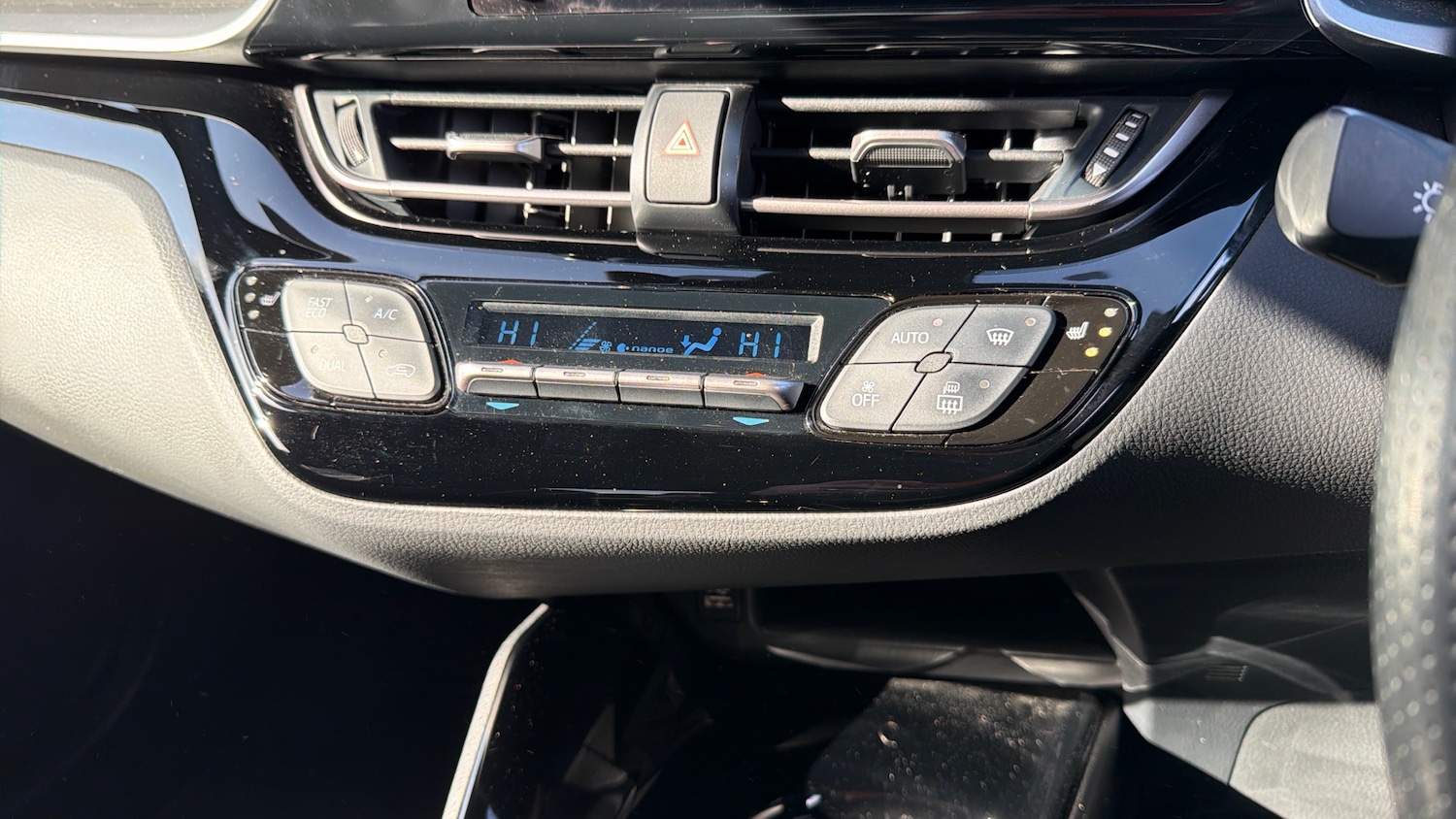 Used Toyota C-HR 2022 for sale - 77883749: Photo 29