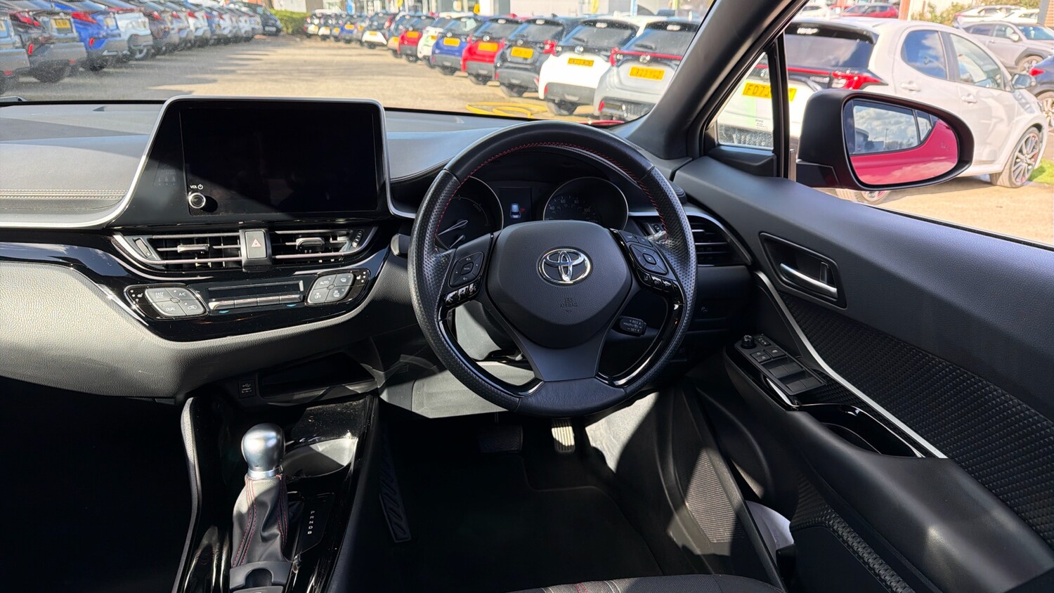 Used Toyota C-HR 2022 for sale - 77883749: Photo 6