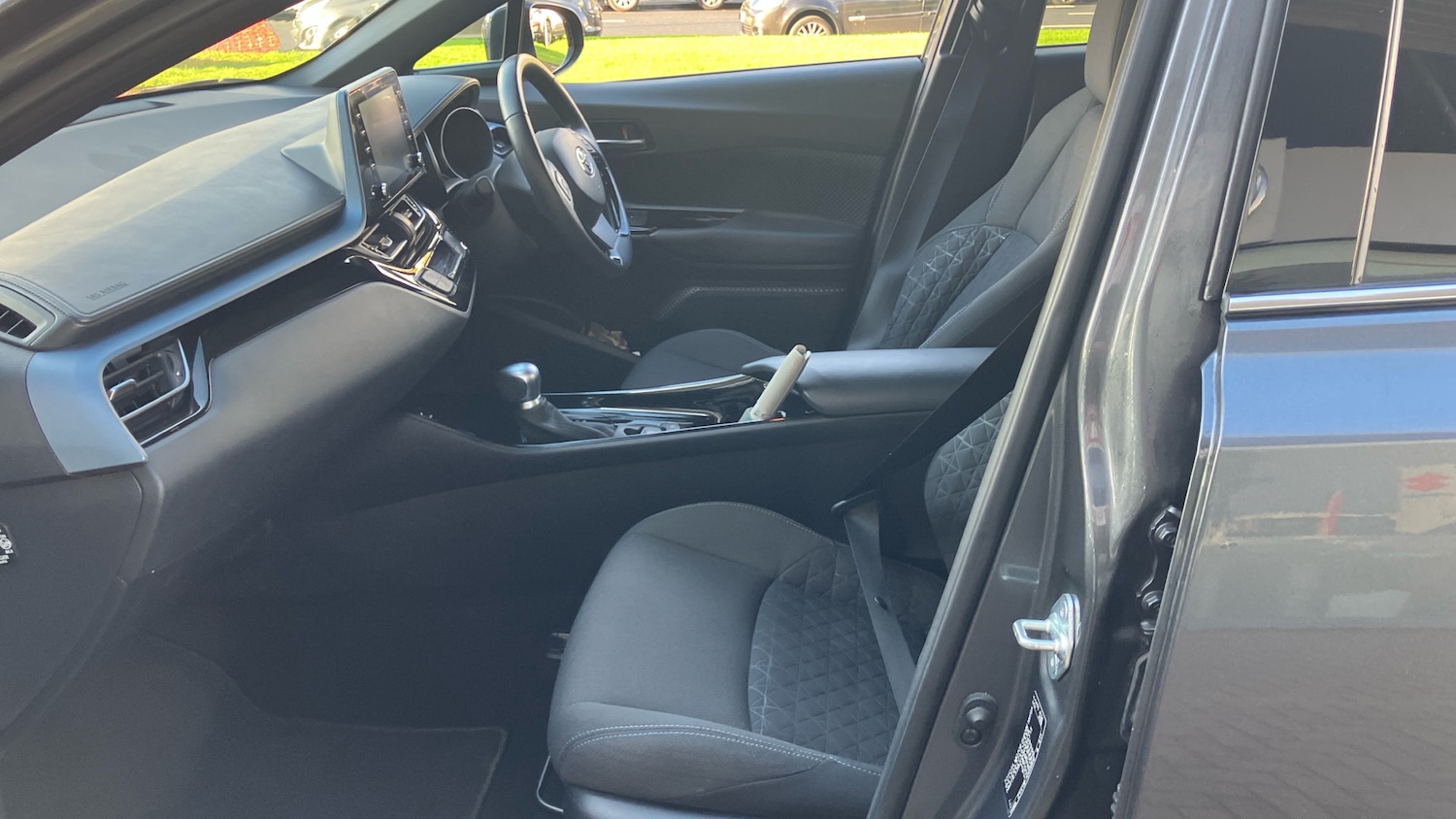Used Toyota C-HR 2020 for sale - 76067404: Photo 10