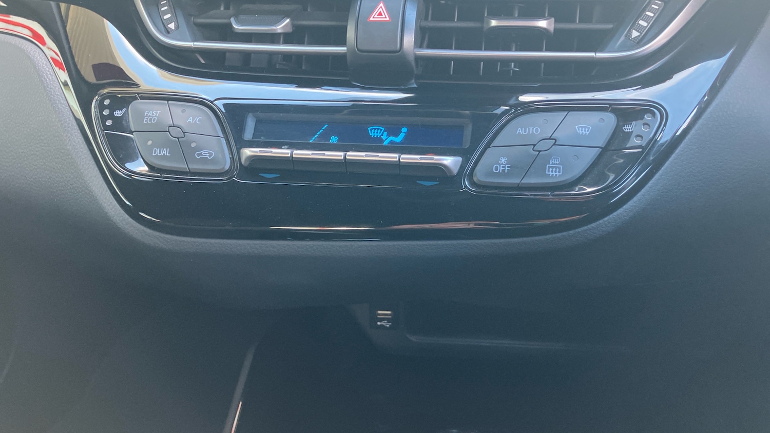 Used Toyota C-HR 2020 for sale - 76067404: Photo 29