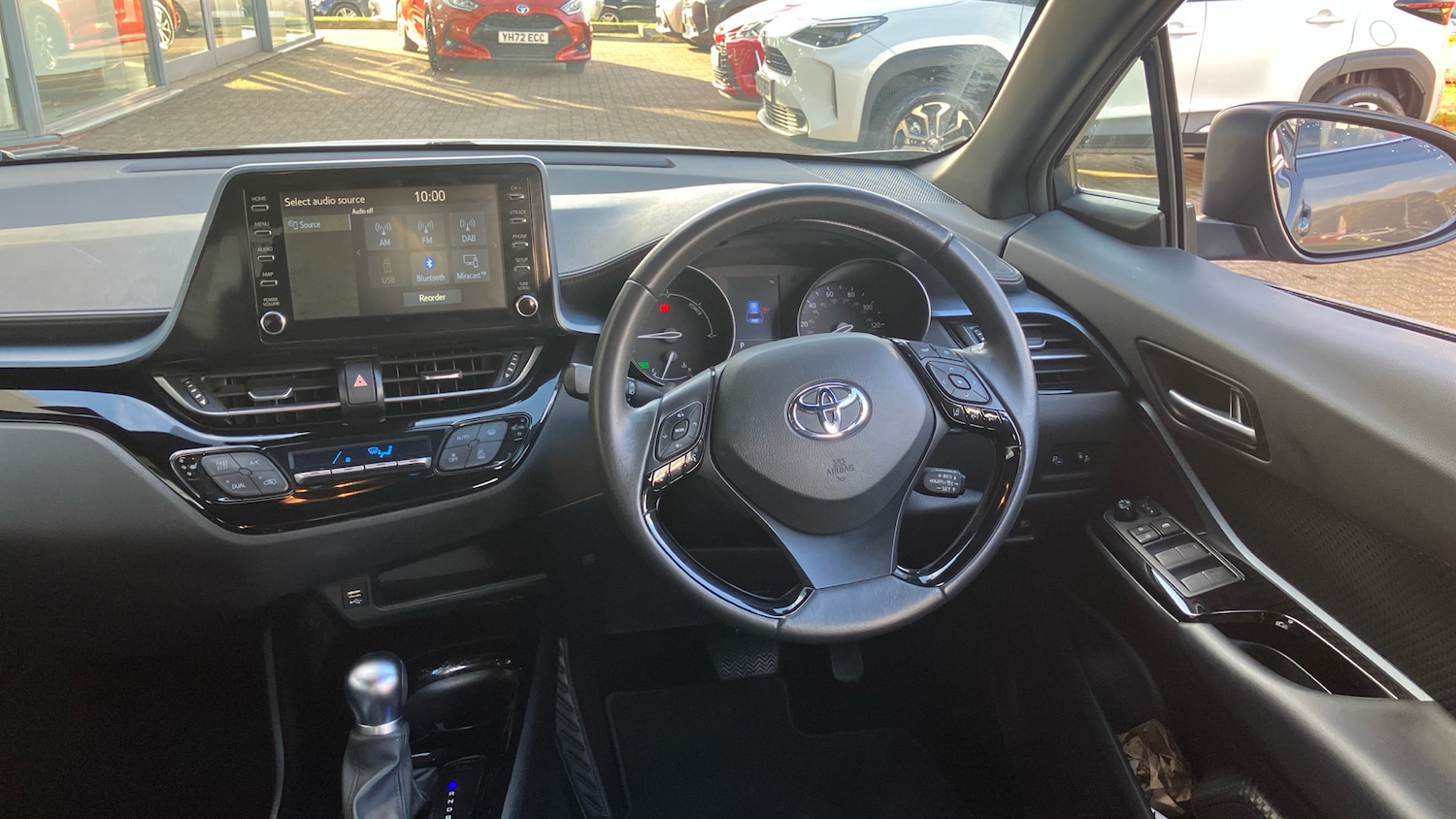 Used Toyota C-HR 2020 for sale - 76067404: Photo 6