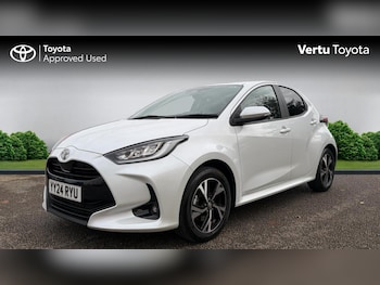 Used Toyota Yaris 2024 for sale - 77802237: Photo