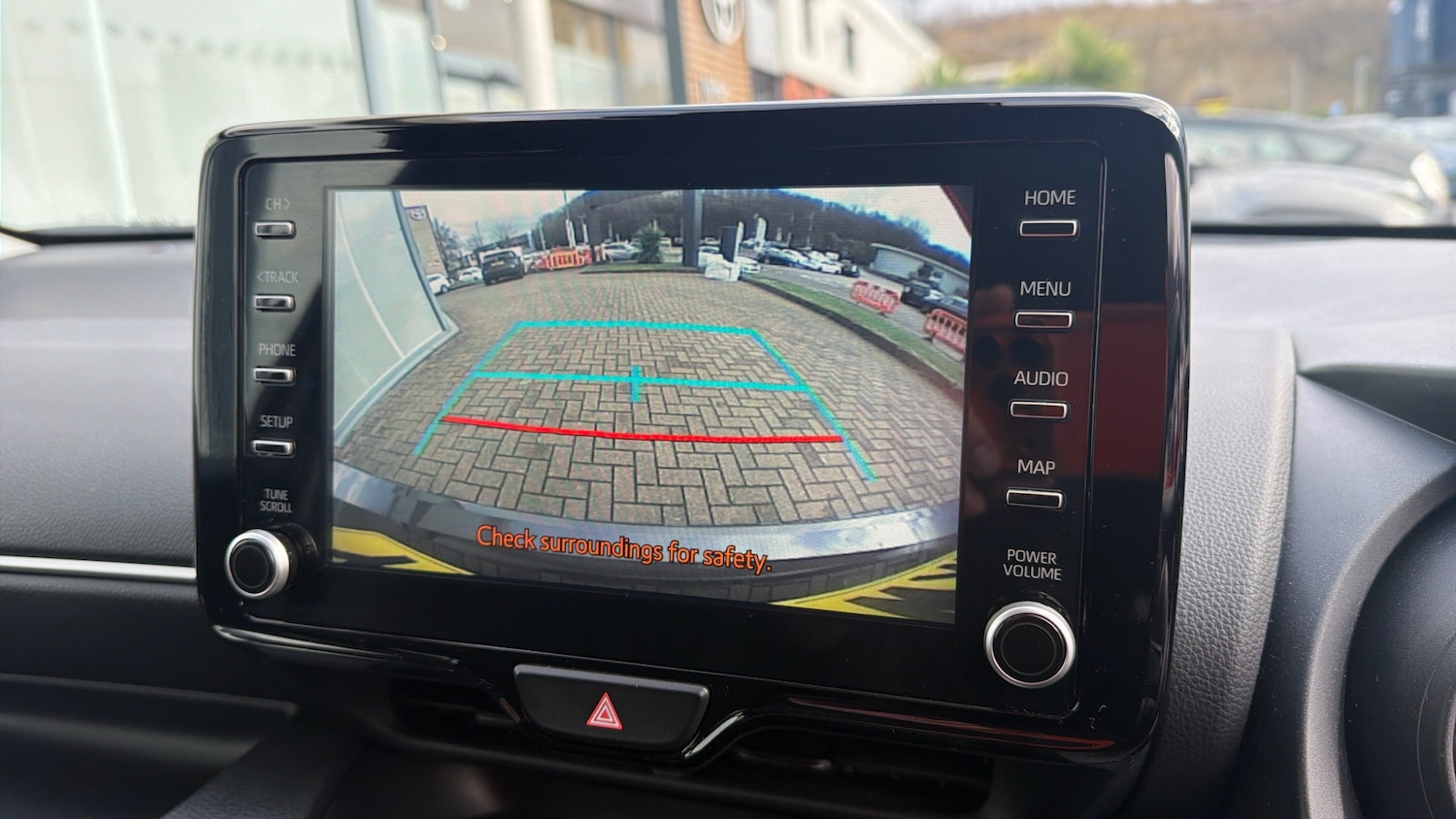 Used Toyota Yaris 2023 for sale - 77260712: Photo 24