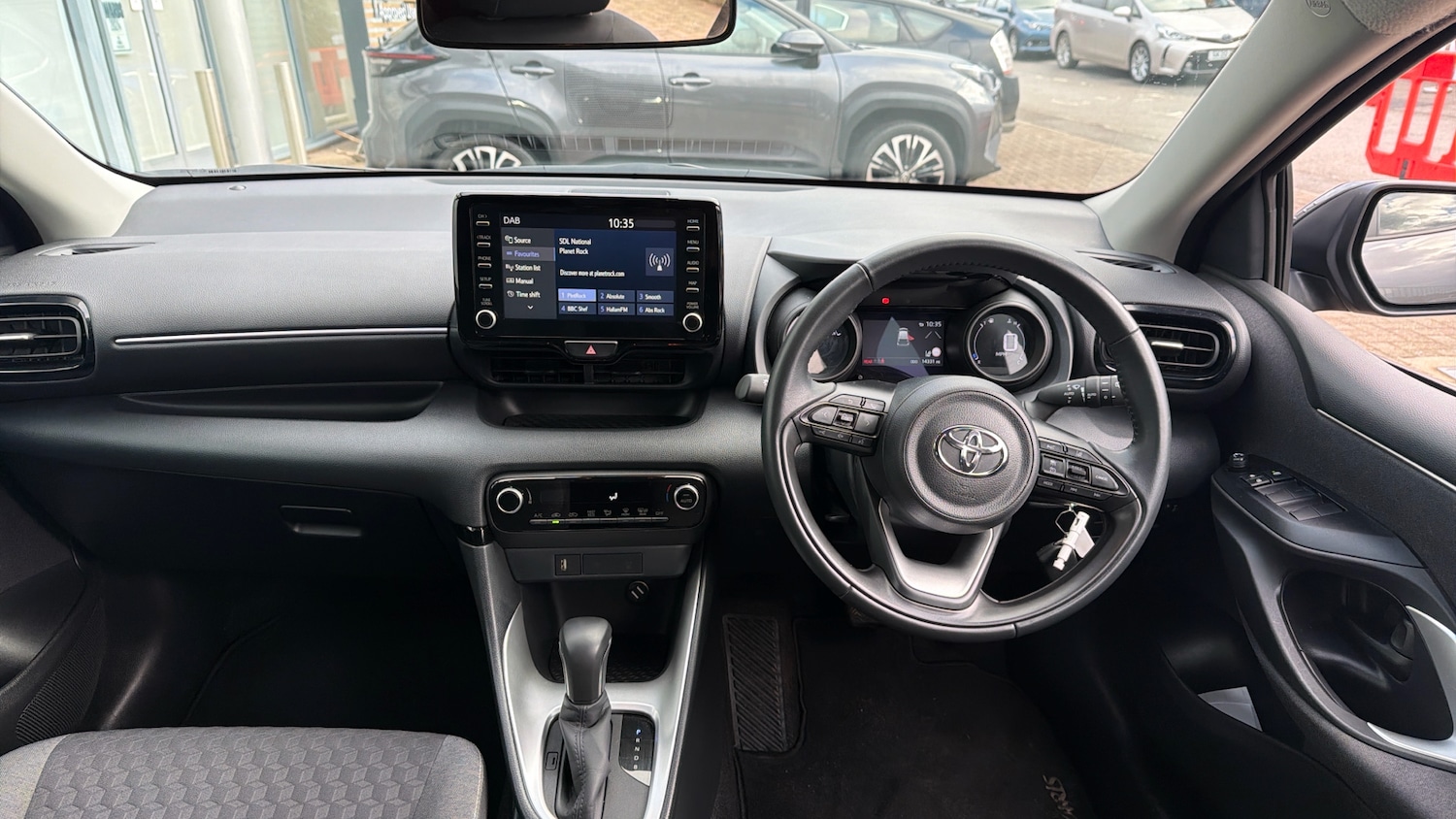 Used Toyota Yaris 2023 for sale - 77260712: Photo 5