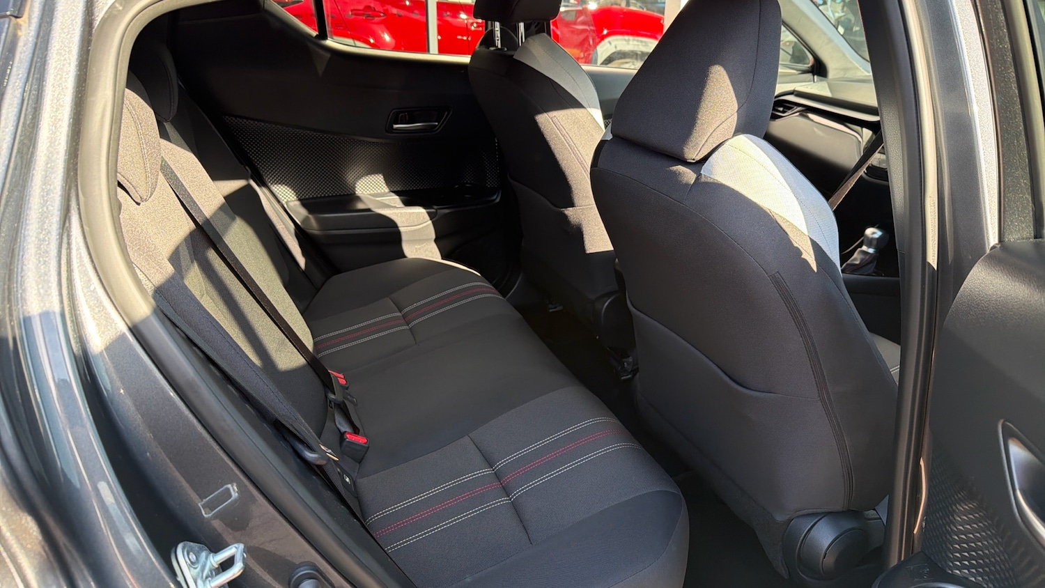 Used Toyota C-HR 2023 for sale - 77983572: Photo 12