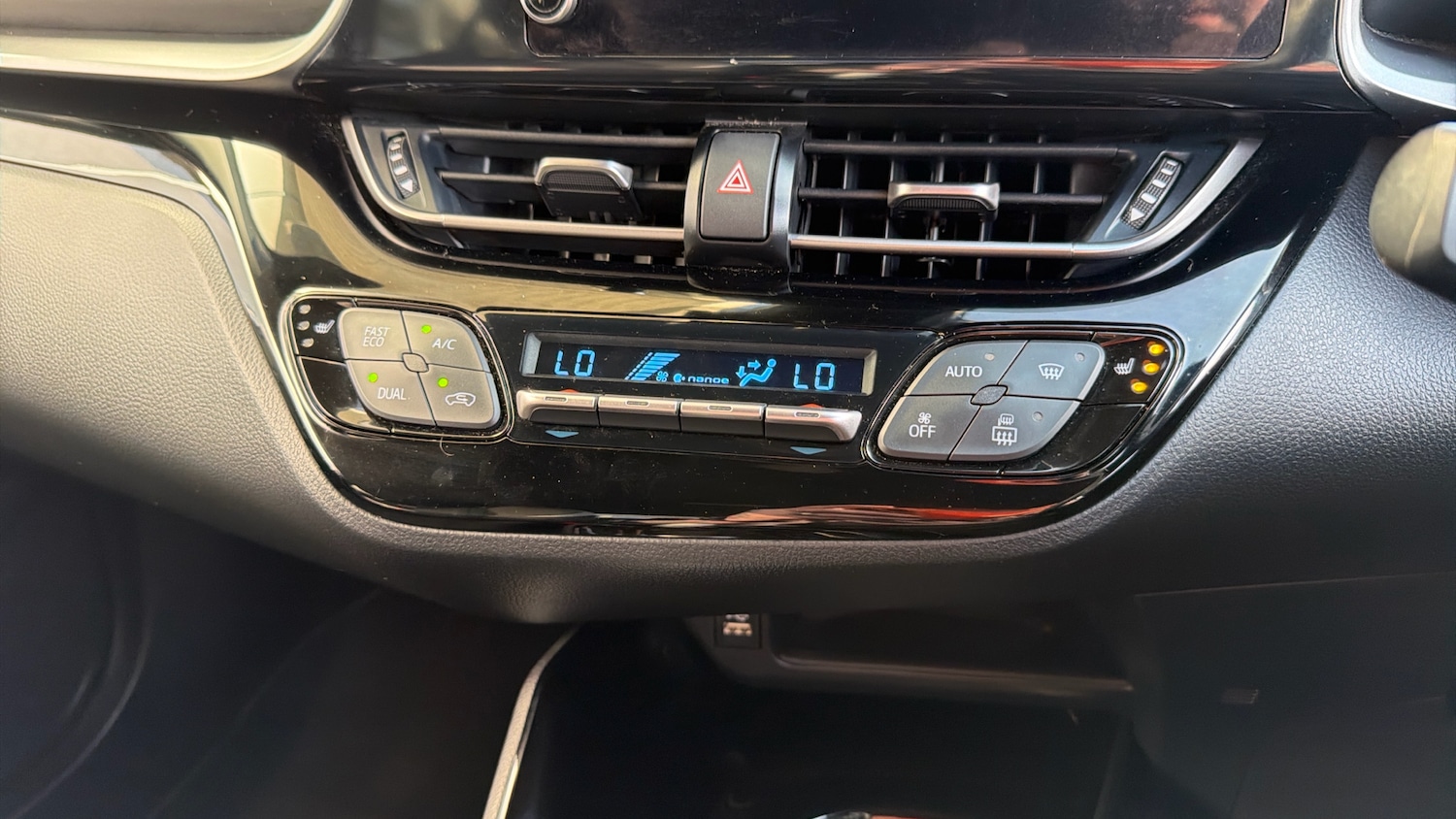 Used Toyota C-HR 2023 for sale - 77983572: Photo 29