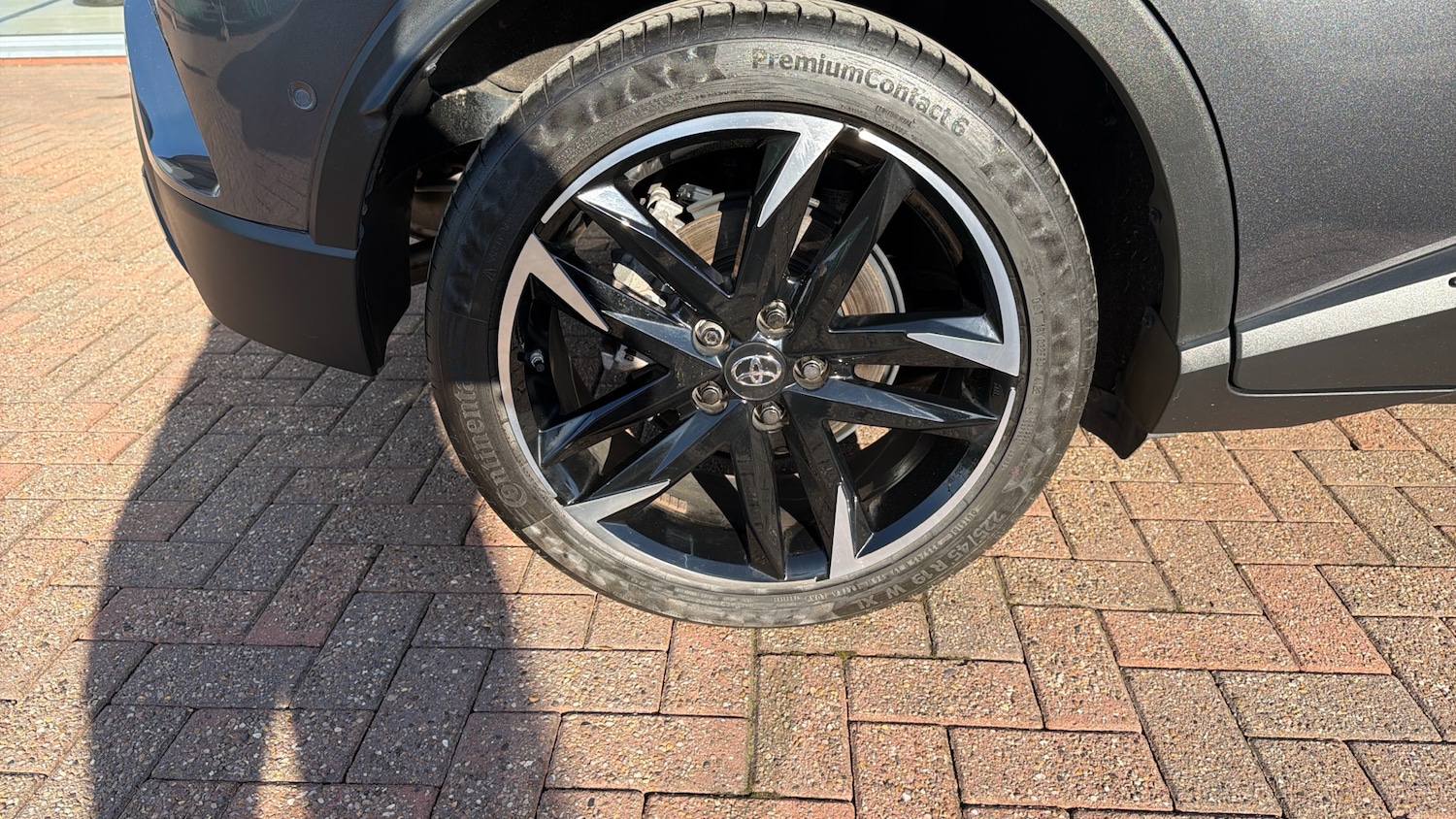 Used Toyota C-HR 2023 for sale - 77983572: Photo 32