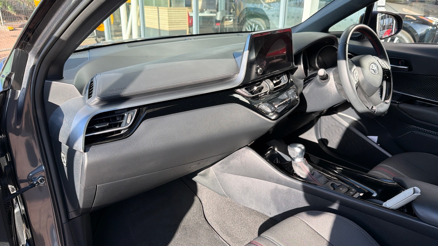 Used Toyota C-HR 2023 for sale - 77983572: Photo 35