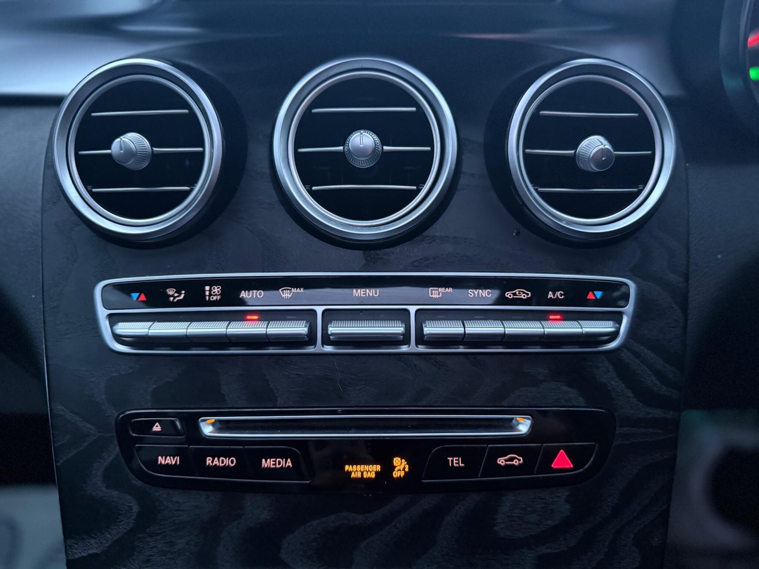 Used Mercedes-Benz GLC 2017 for sale - 78101489: Photo 25