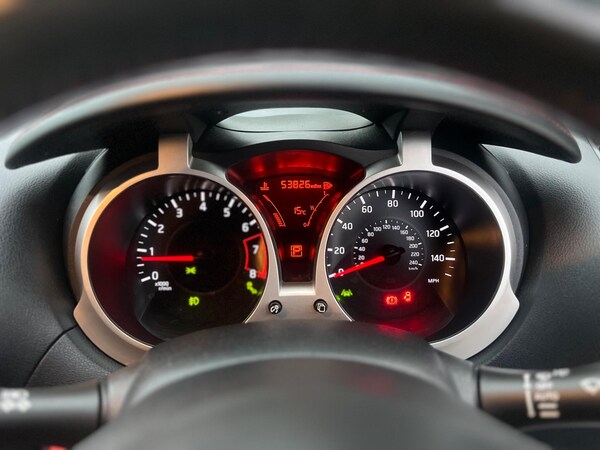 Used Nissan Juke 2015 for sale - 76084103: Photo 32
