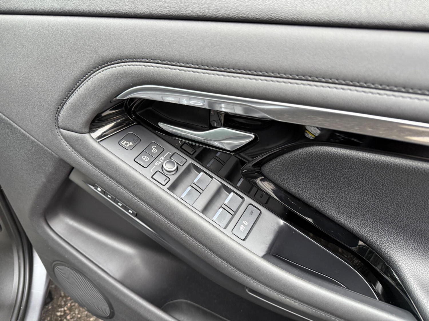 Used Land Rover Range Rover Evoque 2020 for sale - 77352031: Photo 27