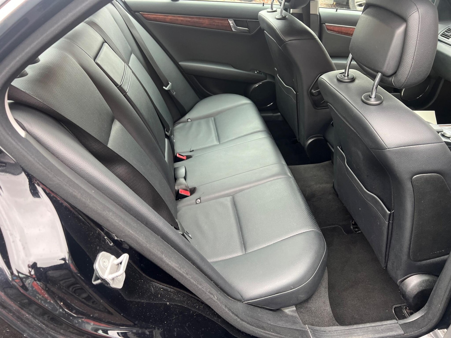 Used Mercedes-Benz C Class 2010 for sale - 77468173: Photo 12