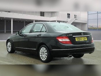 Used Mercedes-Benz C Class 2010 for sale - 77468173: Photo