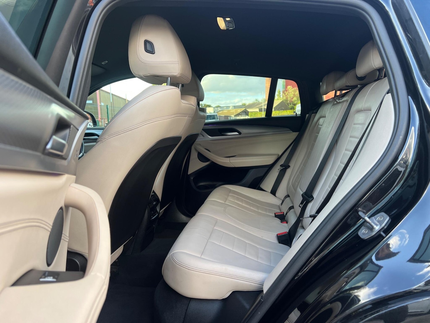 Used BMW X4 2018 for sale - 75729724: Photo 37