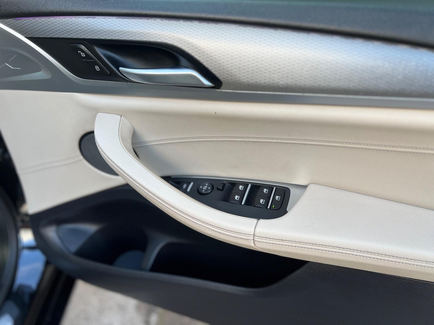 Used BMW X4 2018 for sale - 75729724: Photo 39