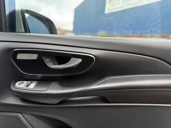 Used Mercedes-Benz V-Class for sale - 75327526: Photo 50