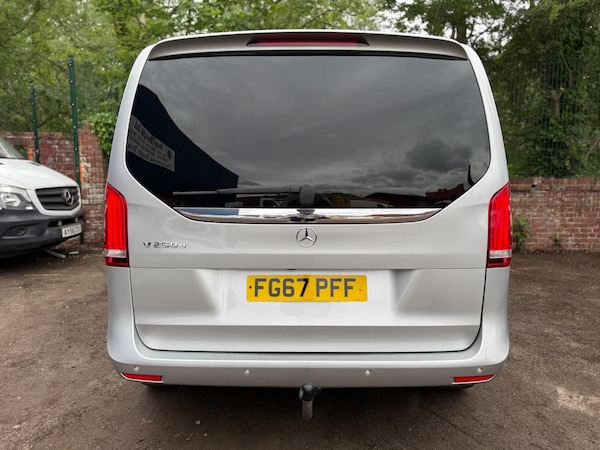 Used Mercedes-Benz V-Class for sale - 75327526: Photo 8
