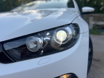 Used Volkswagen Scirocco 2011 for sale - 75563852: Photo