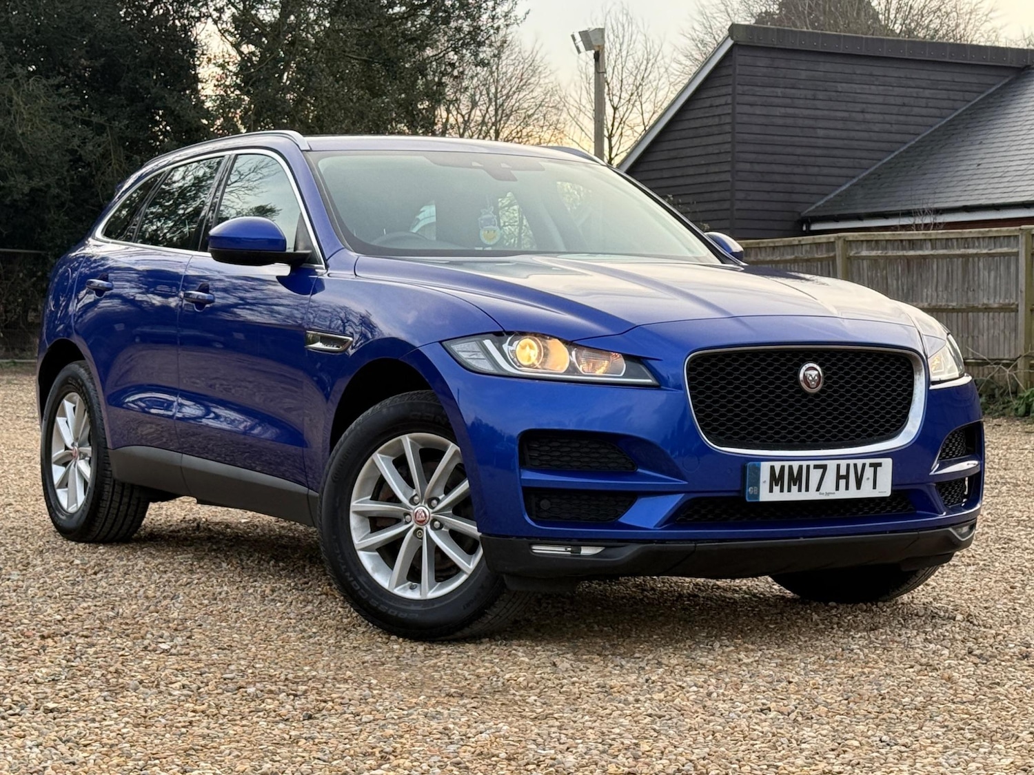 Used Jaguar F-Pace 2017 for sale - 76013309: Photo 1