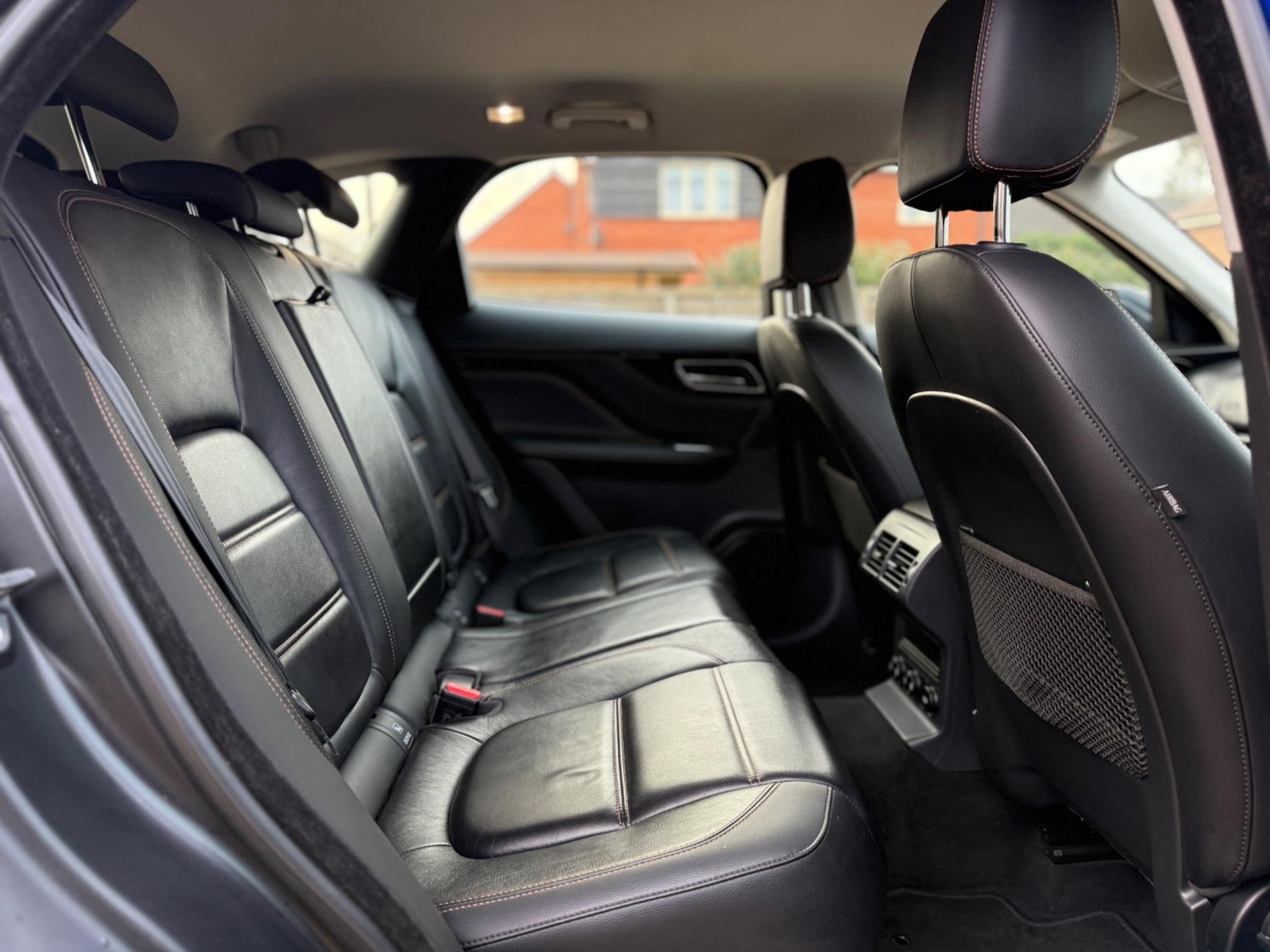 Used Jaguar F-Pace 2017 for sale - 76013309: Photo 14