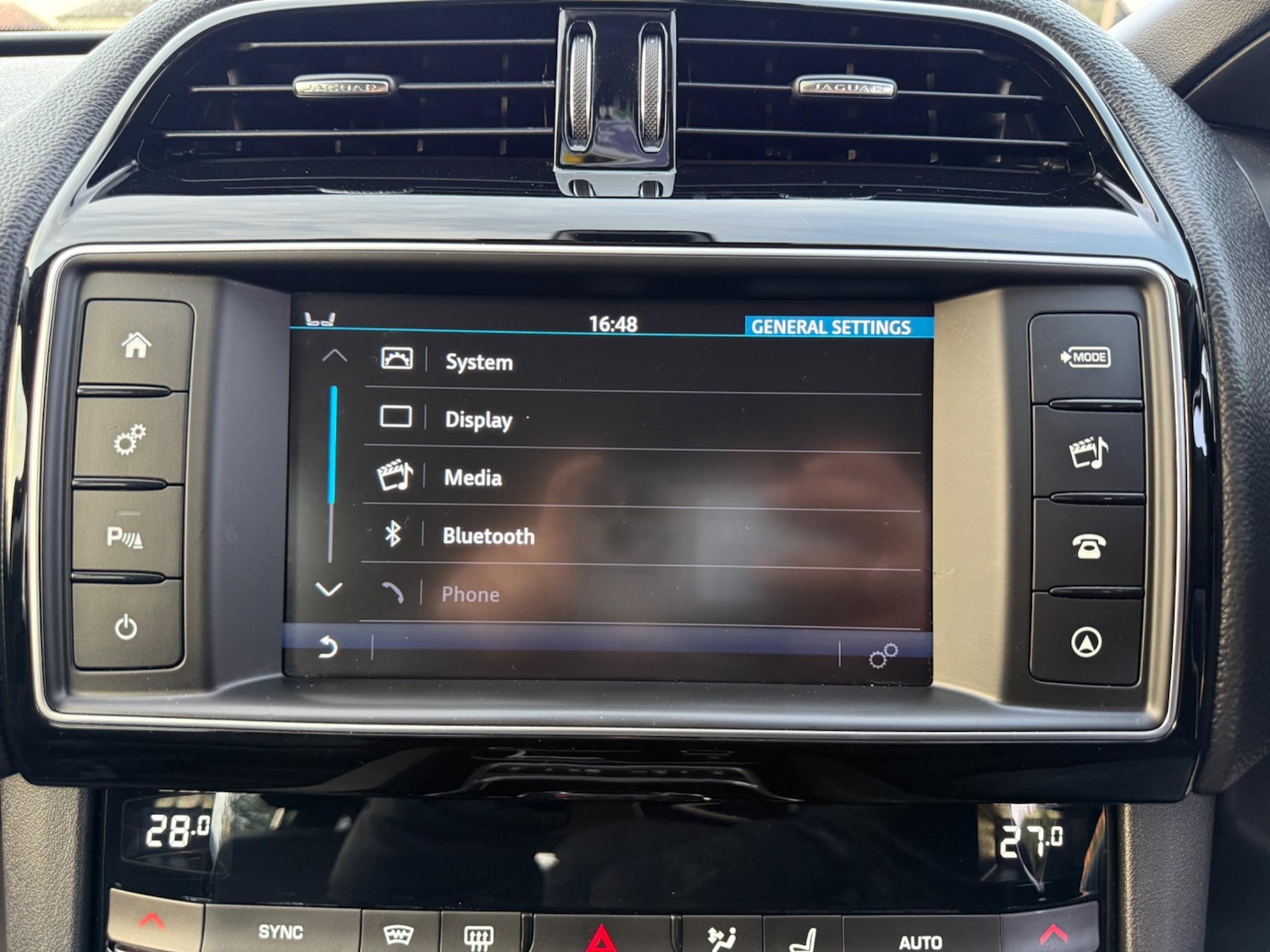 Used Jaguar F-Pace 2017 for sale - 76013309: Photo 27