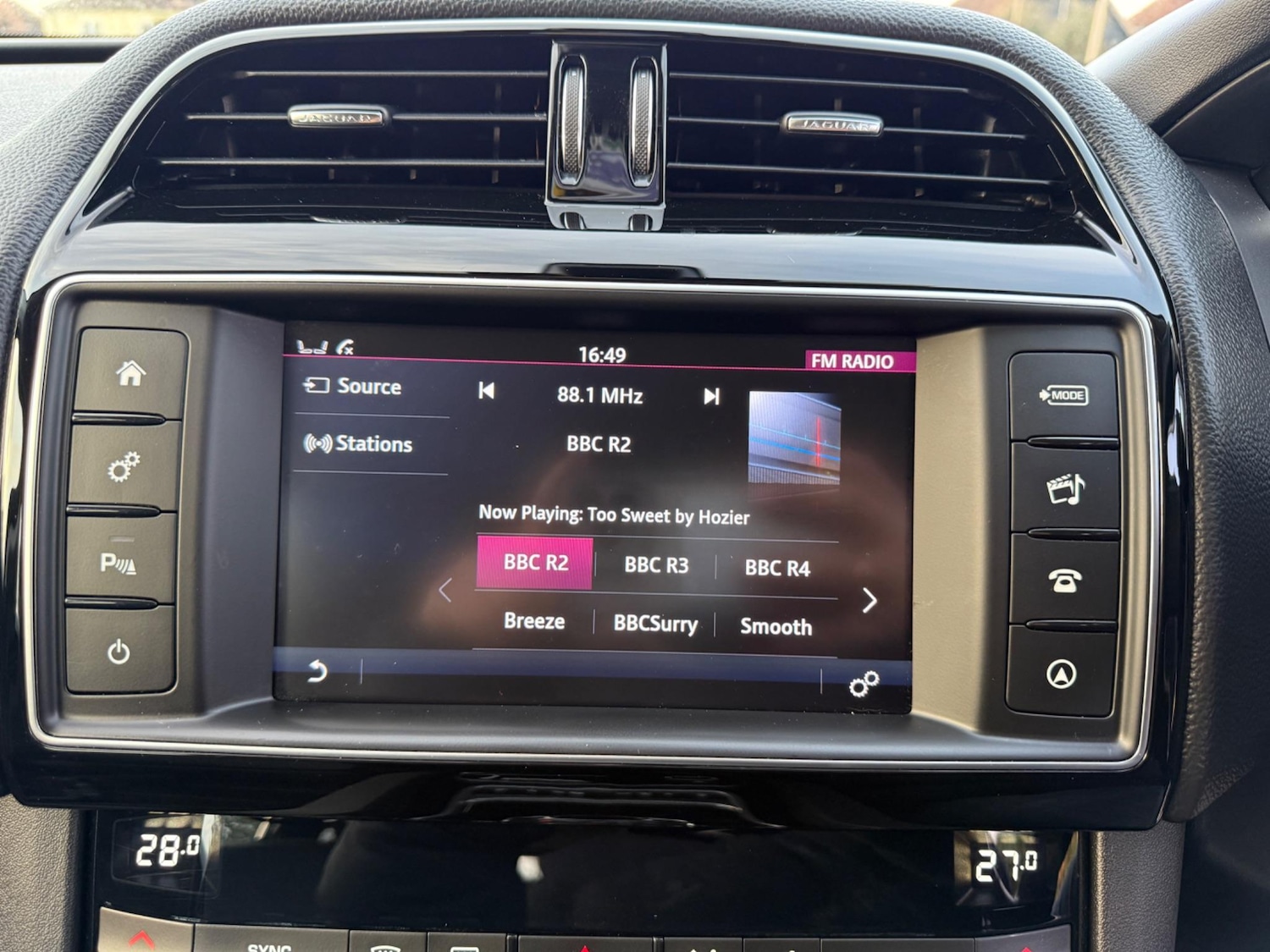 Used Jaguar F-Pace 2017 for sale - 76013309: Photo 28