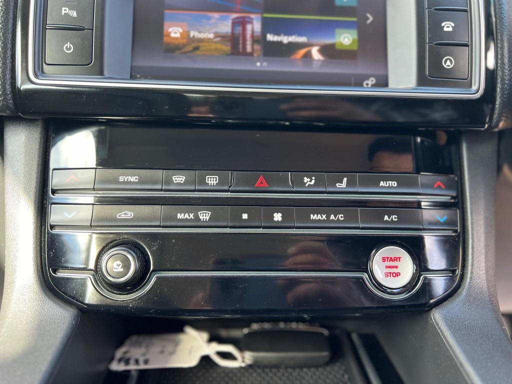 Used Jaguar F-Pace 2017 for sale - 76013309: Photo 31