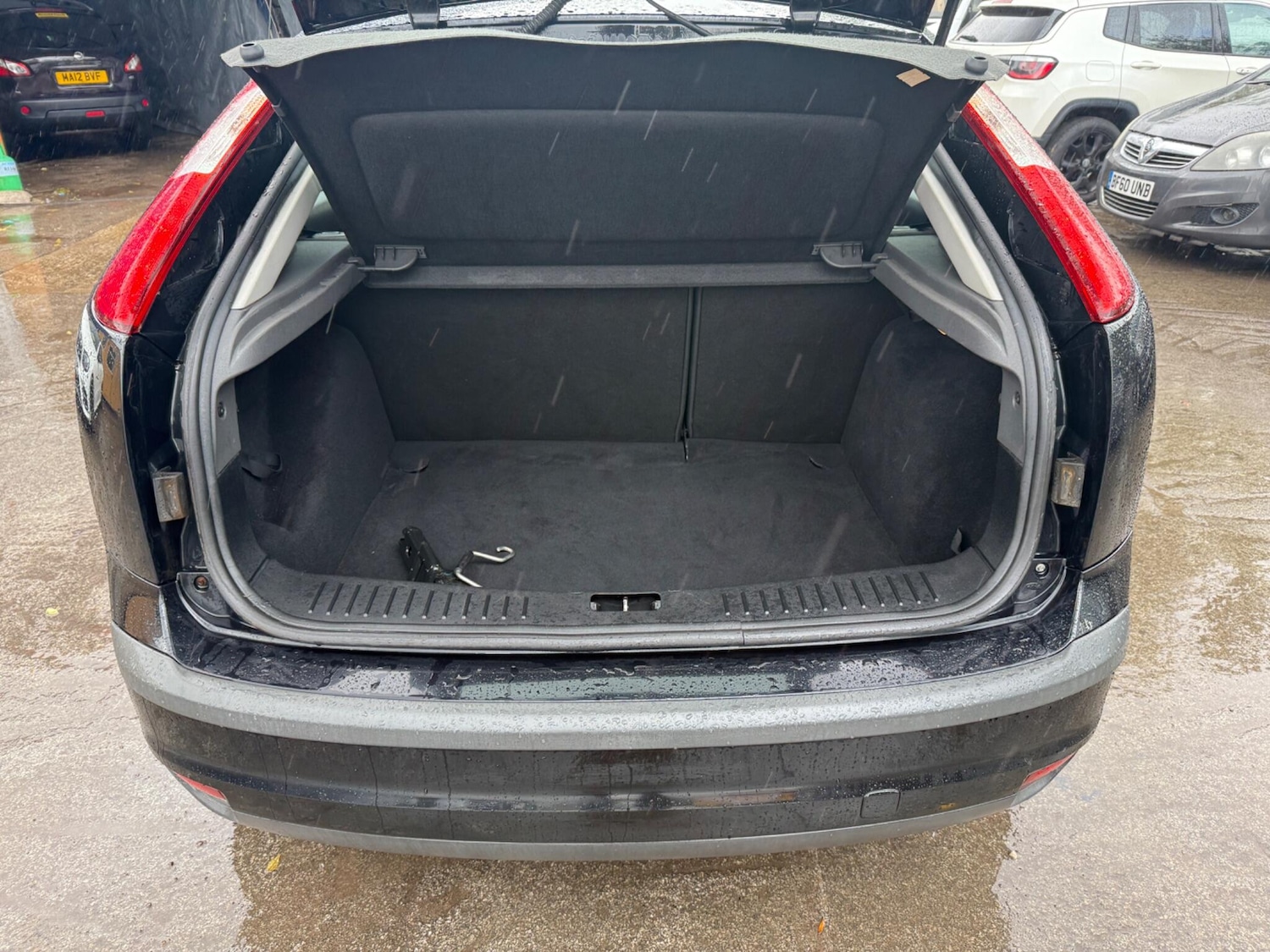 Used Ford Focus 2006 for sale - 76136625: Photo 15