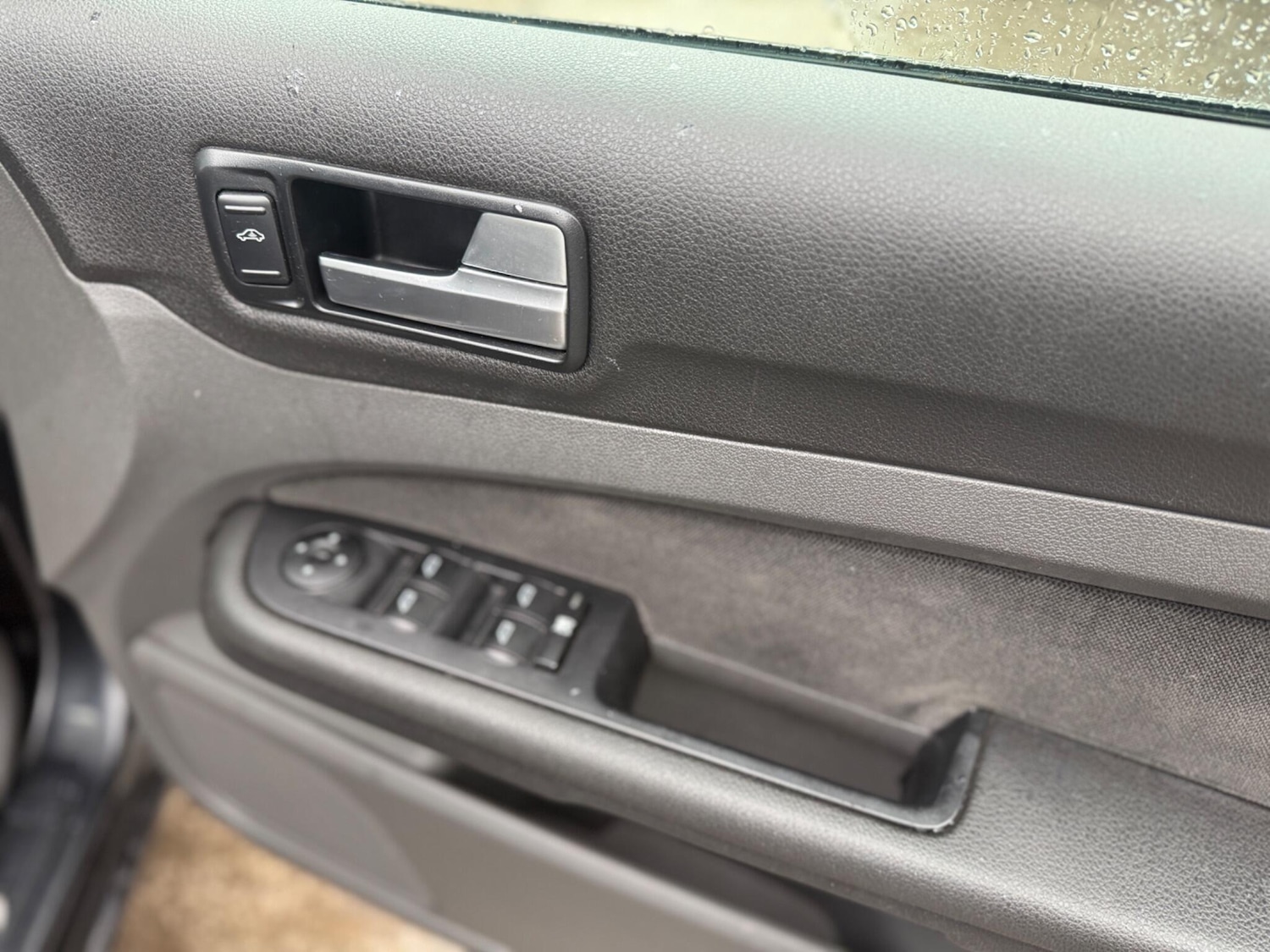 Used Ford Focus 2006 for sale - 76136625: Photo 9